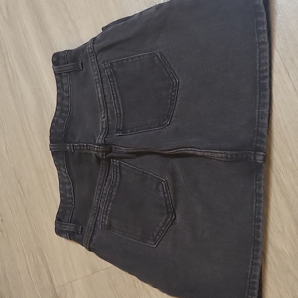 Black Denim Button-Up Skirt - Picture 5 of 6